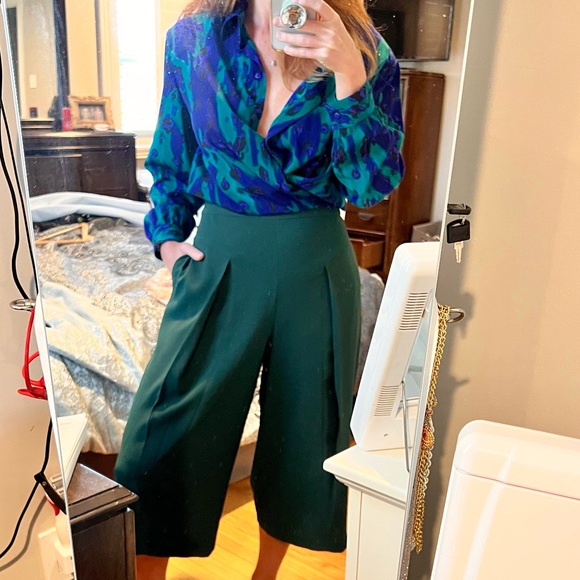 Meet Posher Brittany 🛍 - Picture 3 of 4